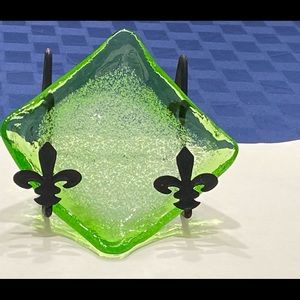 VINTAGE GREEN WITH A FROSTED BOTTOM 5” SQUARE TRINKET‎ DISH/BOWL~